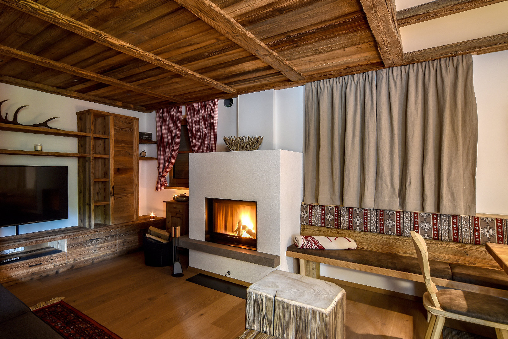 © 2025 Chalet Flierer